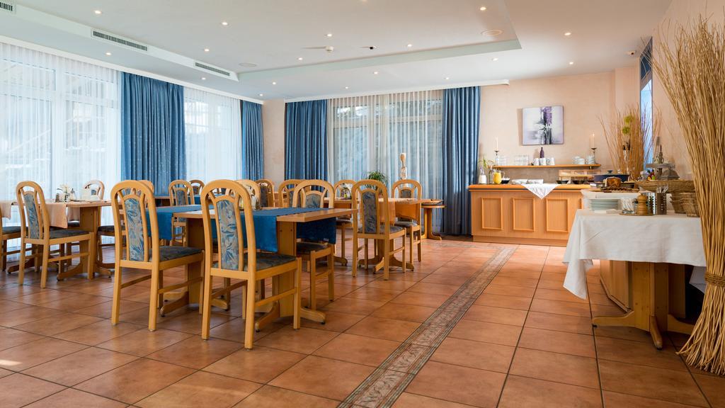 Hotel Alpenperle Зас-Фе Экстерьер фото