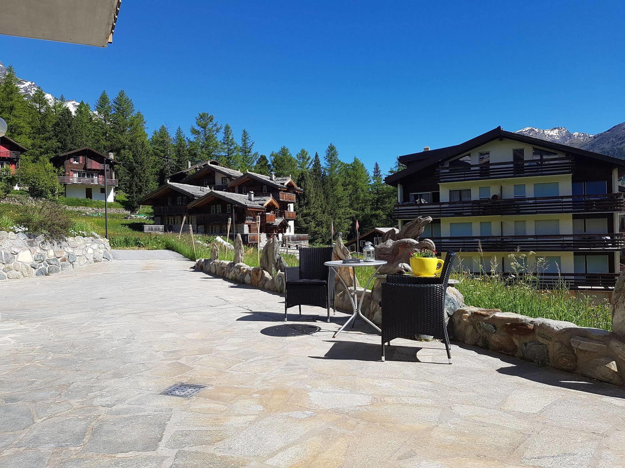 Hotel Alpenperle Зас-Фе Экстерьер фото