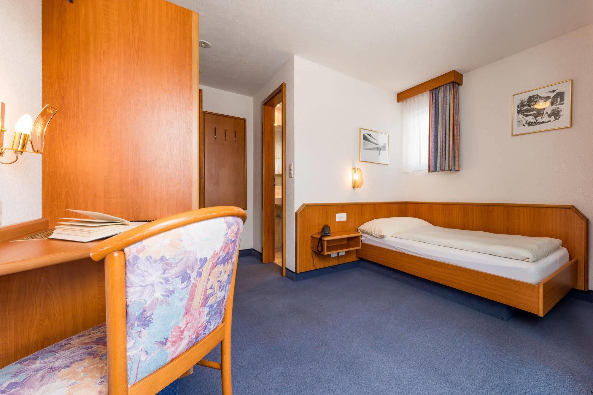 Hotel Alpenperle Зас-Фе Экстерьер фото